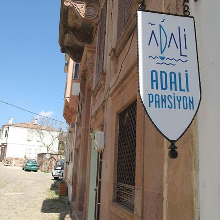 Cunda Adali Pansiyon Ayvalı Buitenkant foto