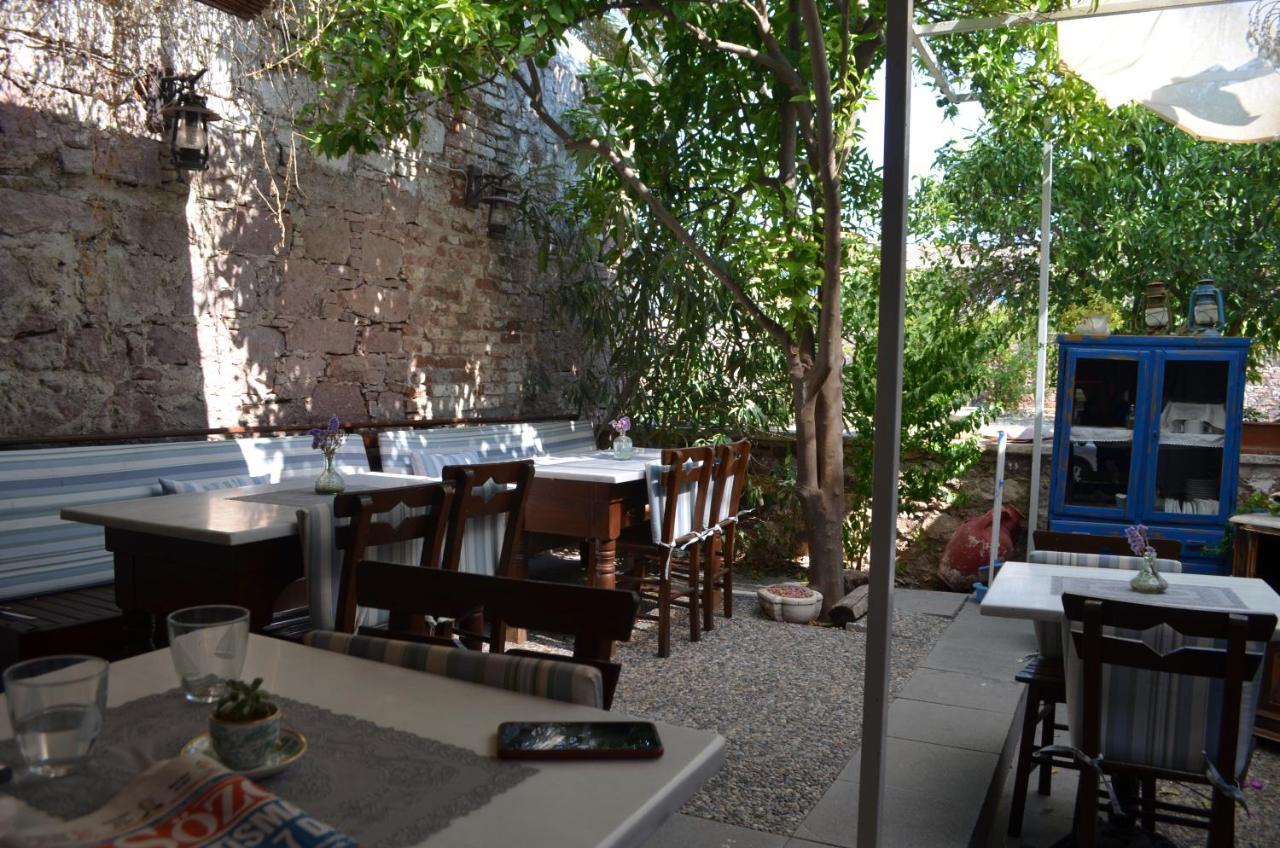 Cunda Adali Pansiyon Ayvalı Buitenkant foto